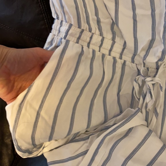 NWT Forever 21 Contemporary  jumpsuit - Picture 7 of 8